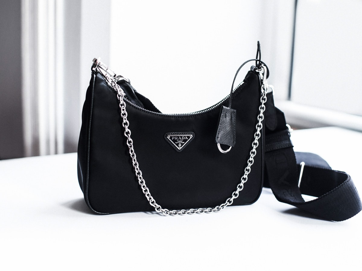 Bolsa Prada Re-Edition: tudo sobre a it bag do momento - Cansei Vendi -  Brechó de Luxo Online e Moda Circular