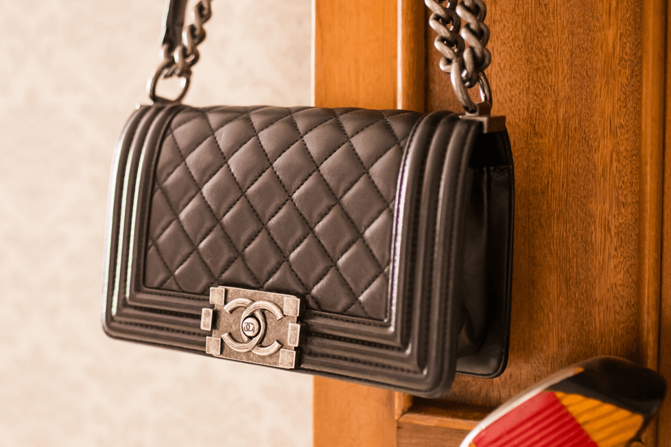 Curiosidades sobre a confecção das bolsas Chanel - Cansei Vendi