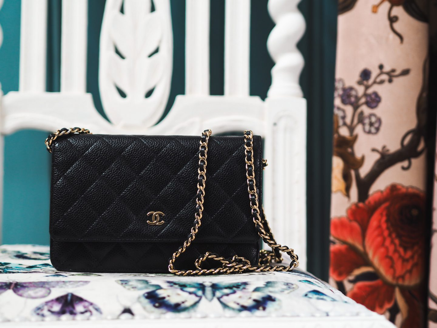 Você já ouviu falar da clássica bolsa Chanel WOC? - Cansei Vendi - Brechó  de Luxo Online e Moda Circular