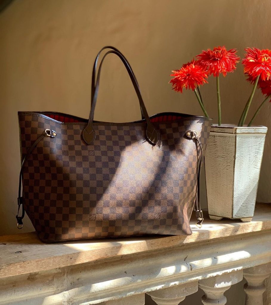 Tudo sobre a bolsa Louis Vuitton Neverfull - Cansei Vendi - Brechó de Luxo  Online e Moda Circular